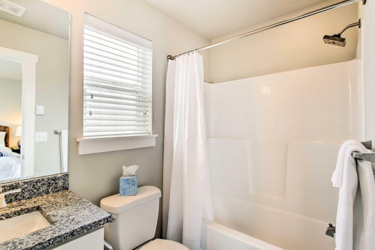 Ocean Shores House With Hot Tub - Walk To Beach Екстериор снимка